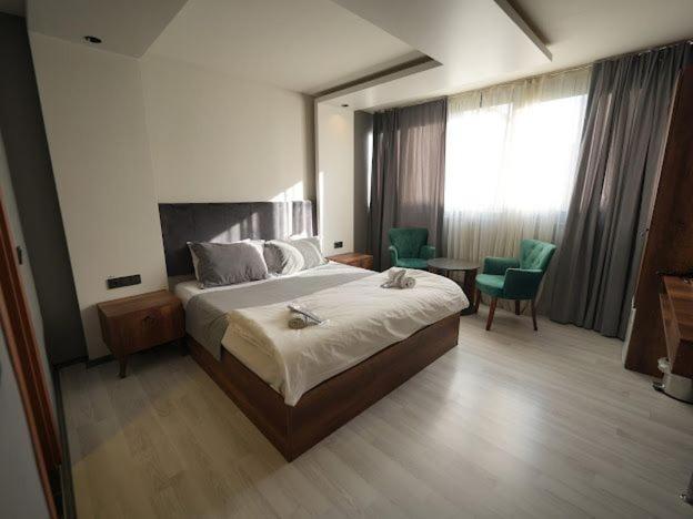 Ci 3* Istanbul